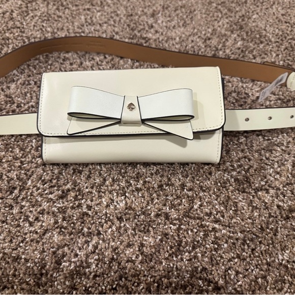 ❤️NEW Kate Spade Bow Belt Bag Waist Pouch Adjustable Belt Crossbody ❤️ - Picture 1 of 12